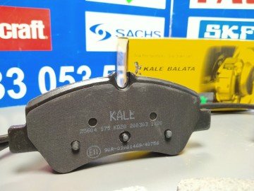 Transit ve Custom  Arka Fren Balata Takımı Fişli KALE BK3J2M008 2560317515 (Kargosu Ücretsiz)