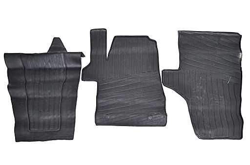 Vw Ön Paspas Takımı 3 Parça T5 Transporter BSG 90934014