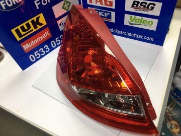 Ford Fiesta Arka Stop Lambası Sol 2009-2012 Yıllar Arası 8A6113A603 (Kargosu Ücretsiz)