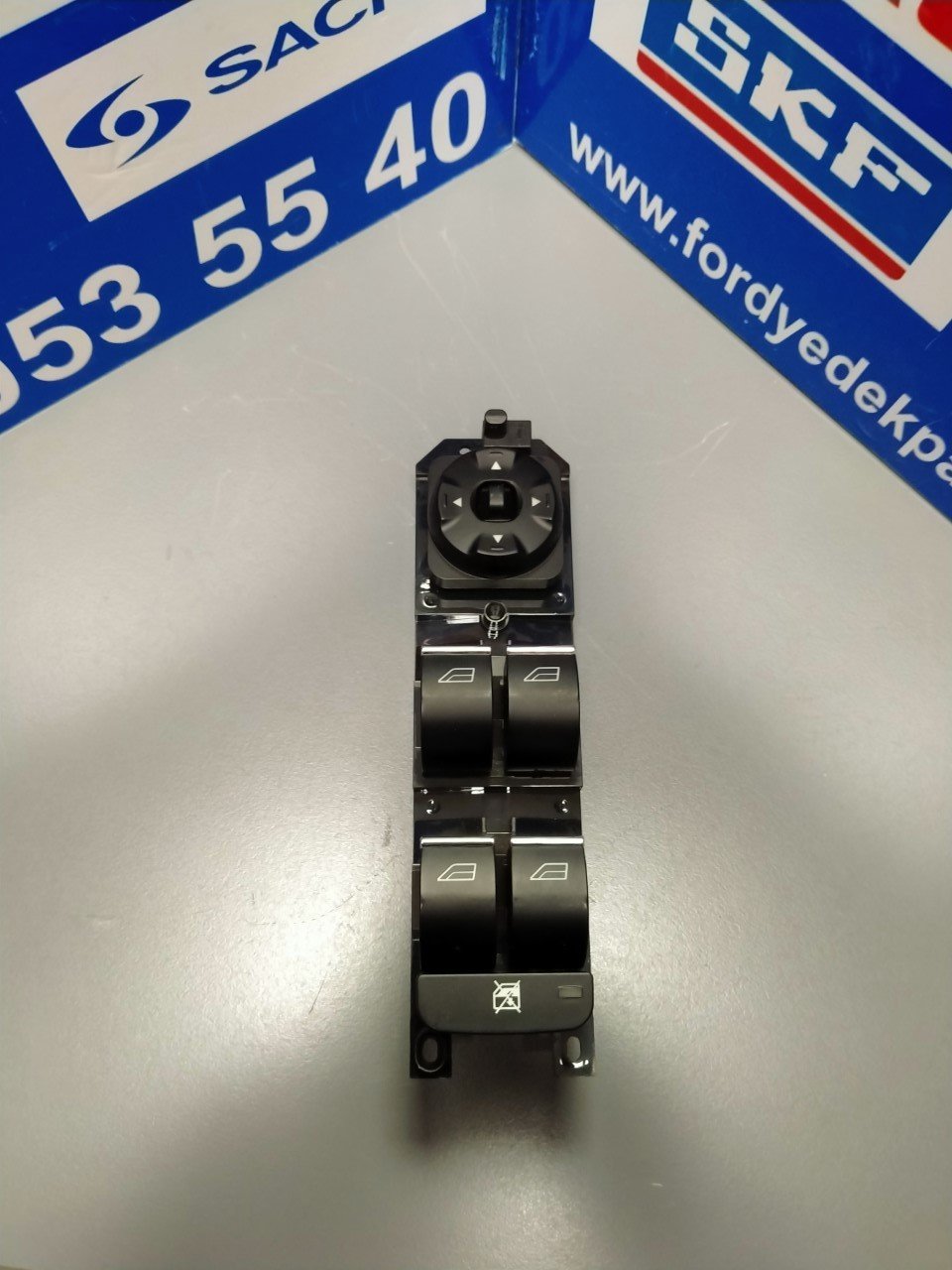 Ön Cam Düğmesi Dörtlü 2007-2014 arası Mondeo