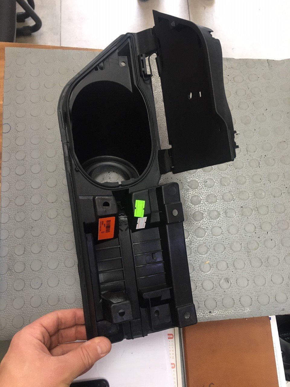 Transit Yakıt Depo Yuvası V363 14-17 ARASI Orjinal BK31V27936