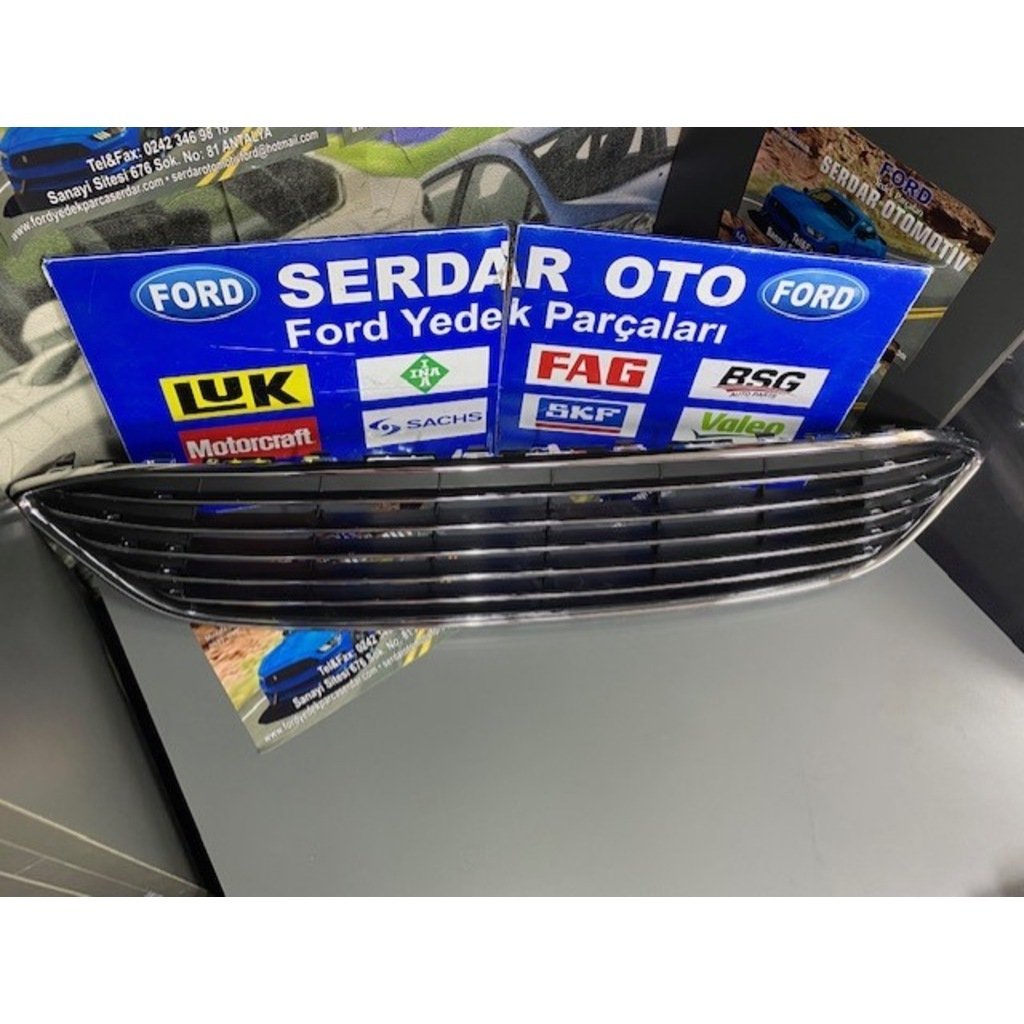 Ford Focus Ön Panjur Titanıum Çizgili 15-18 ARASI F1EB8200CC