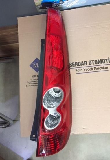 Fiesta Arka Stop Lambası Sağ 06-08 Arası Depo 4311966R