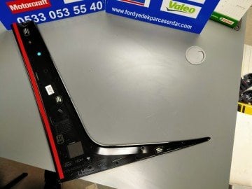 Ford Courier Ön Kapı Direk Kaplaması Sağ 2014-2023 Yıllar Arası Orjinal Ford ET76R237B22