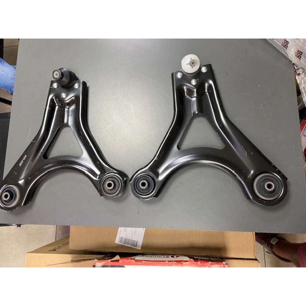 Ford Mondeo Ön Salıncak Sağ ve Sol Takım 1993-2000 Yıllar Arası DELHPİ !!!2ADET FİYATIDIR!!!