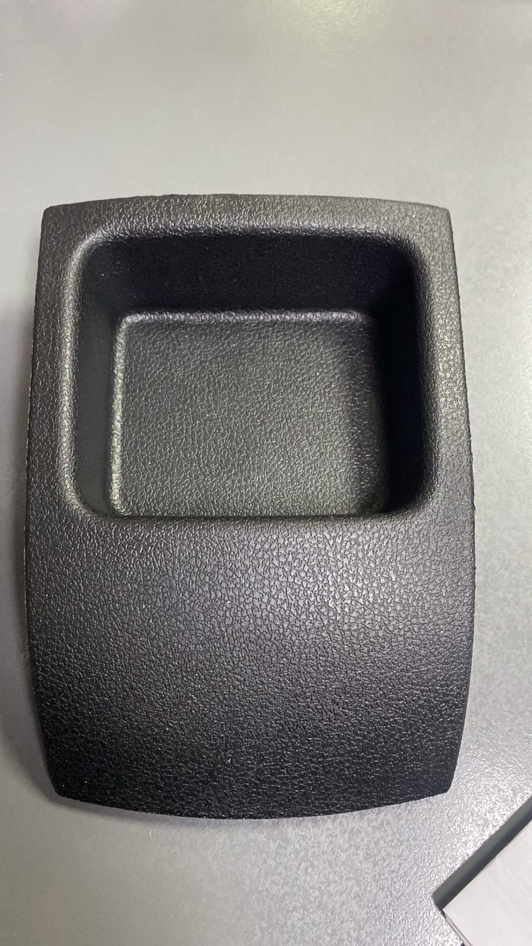 TORPİDO KAPAĞI AÇMA MANDALI KAPAĞI VW CADDY 4 MPV 15- 2K585713182V A1-1