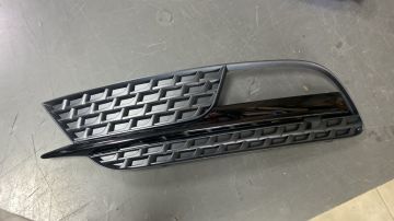 Audi Sol Sis Kapağı Sis Delikli Parlak Siyah Çıtalı Audi A5 8T0807682H GKL291178 1-K-20-AR