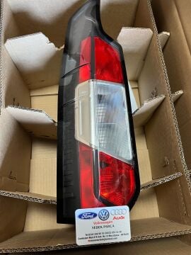 FORD COURİER ARKA STOP LAMBASI SOL 2024-SONRASI V769 R2X6 13405 AB C D1-G8