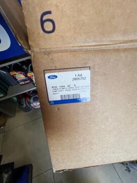FORD COURİER ARKA STOP LAMBASI SAĞ 2024-SONRASI V769 R2X6 13404 AB C D1-G8