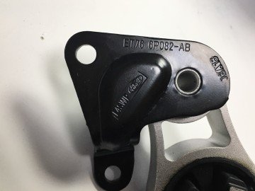 Ford Fiesta ve Courier Şanzuman Alt Takozu Orjinal ET766P082AB ZB-34