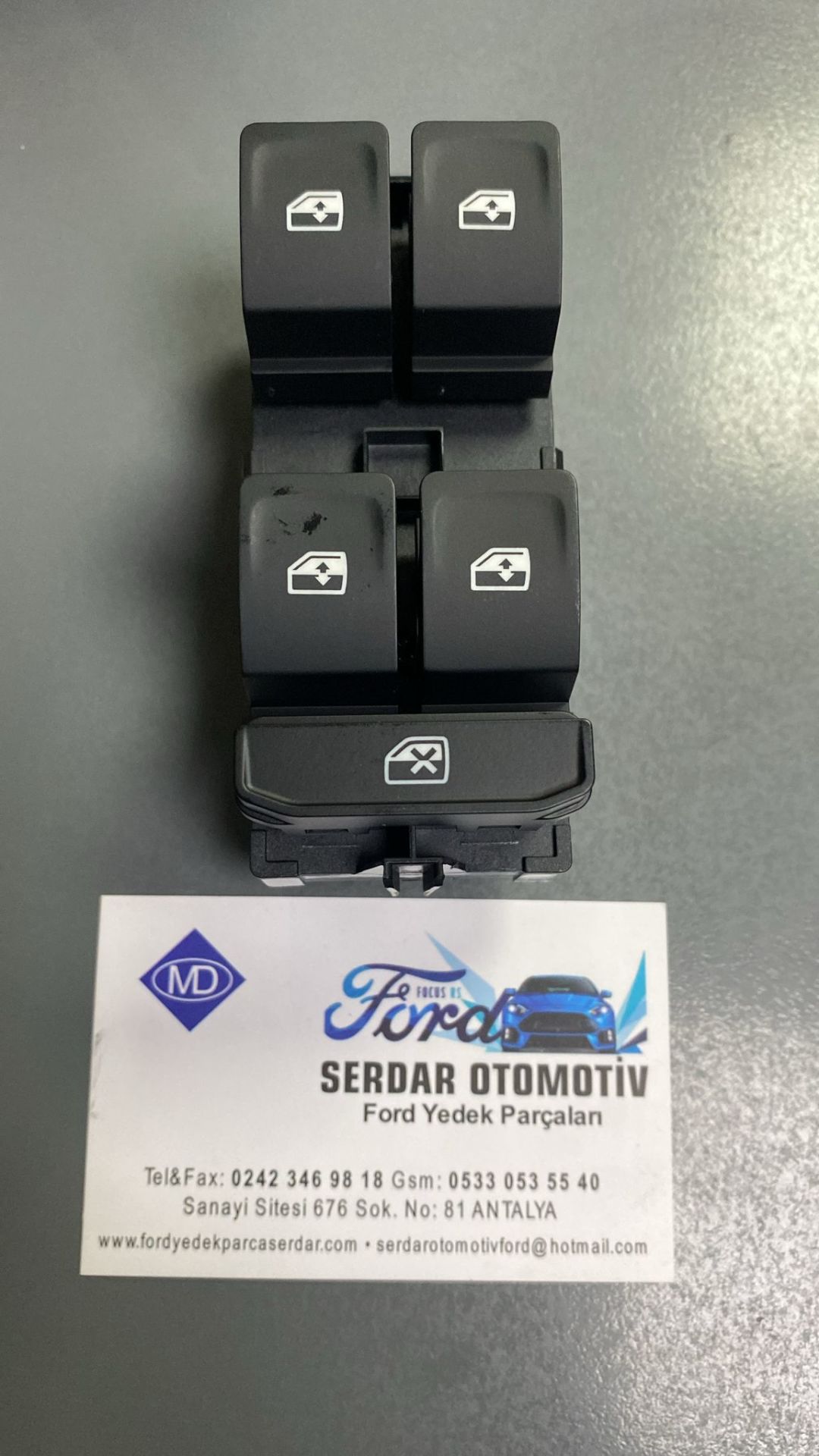 Ön Cam Düğmesi Sol Dörtlü GOLF7-PASSAT B8 OCTAVİA ARTEON POLO TAİGO-T-CROSS-T-ROC-TİGUAN-KAROQ-KODİAQ-SUPERB-ATECA-FORMENTOR İBİZA 5G0959857F 04050092 AEM300420 3-44