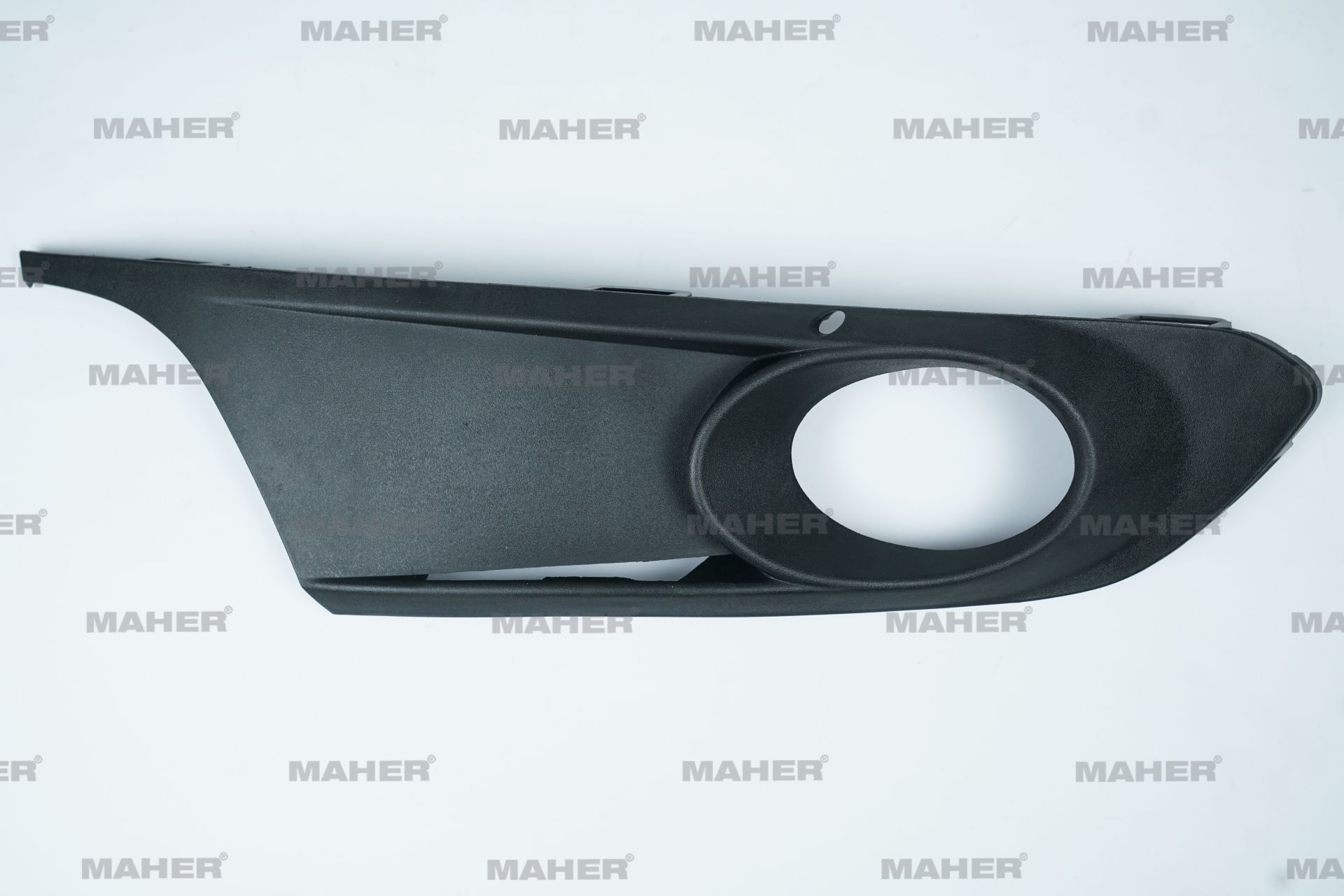 Volkswagen SAĞ SİS LAMBA FAR KAPAĞI ÇERÇEVE JETTA 11-15 (SİS DELİKLİ) 5C6853666A9B9 12947 2-110-AR