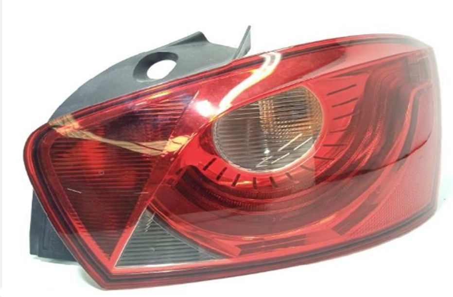 Seat İbiza Arka Stop Lambası Sağ 4 Kapı 08-16 Arası 6J4945096K HMP SE-290012