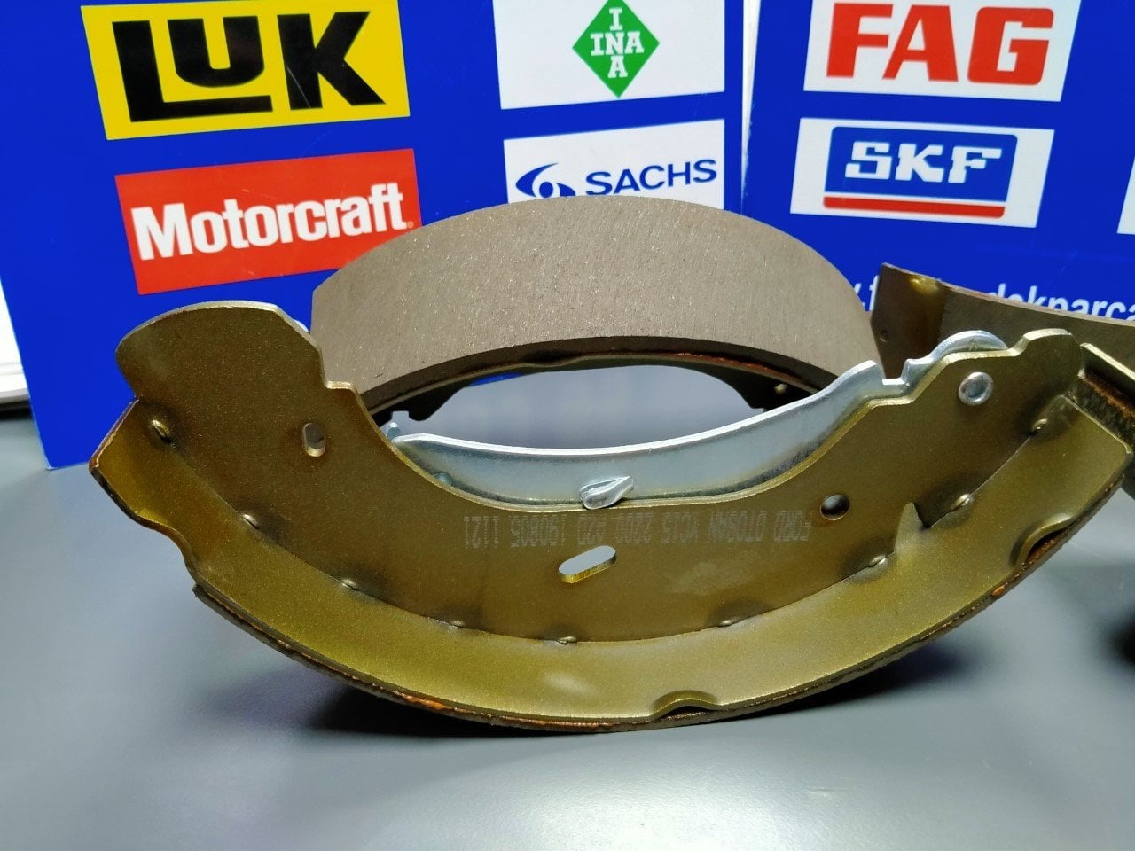 Arka fren balata takımı V184 2002-2006 arası Transit ORJİNAL FORD