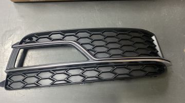 Audi Sis Far Kapağı Sağ Sisli Krom Çıtalı A5 S line 8T0807682M