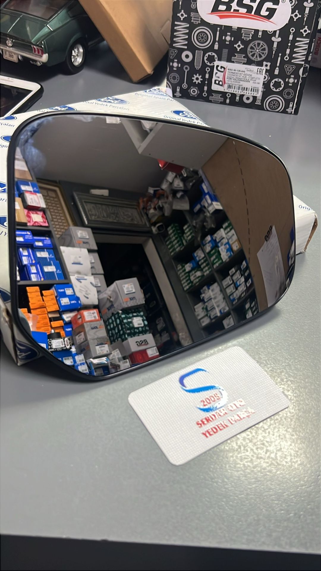 COURİER AYNA CAMI SAĞ ELEKTİRİKLİ ISITMALI ORJİNAL FORD 14-23 ARASI ET7617K740DA