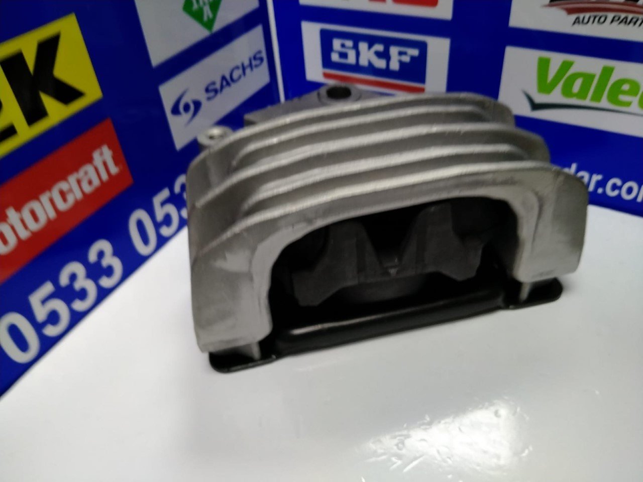 MOTOR Şanzuman alt takozu önden çeker 2002-2007 arası V184 Transit
