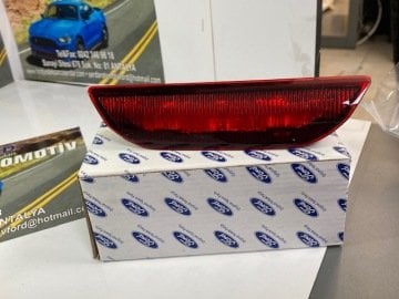 Ford Courier 3.Stop Courier Bagaj Tepe Stop Lambası 2014-2023 Arası Orjinal ford et7613a613