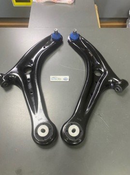 Ford Fiesta Ön Alt Salıncak Sağ ve Sol 2009-2017 Yıllar Arası ( 2 ADET FİYATIDIR)