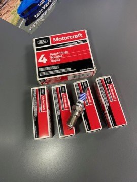 Ford Ateşleme Bujisi Takım 1.3 Bl Escort ve Ford Ka Motorcraft sp505 87YF12405AE TAKIM FİYATIDIR..