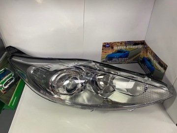 Ford Ön Sağ Far Mercekli Beyaz Zemin 2009-2012 Model Arası Fiesta 8A6113W029CH D1-C1 (Kargosu Ücretsiz)