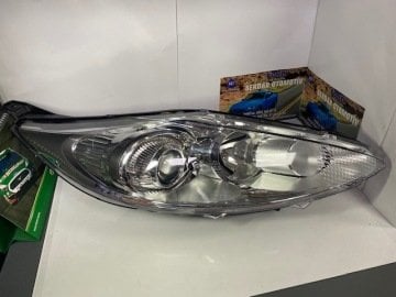 Ford Ön Sağ Far Mercekli Beyaz Zemin 2009-2012 Model Arası Fiesta 8A6113W029CH