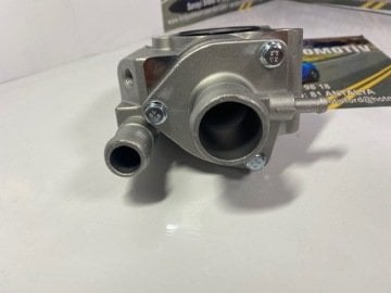 Ford Escort Mondeo CFİ CLX ZETECE 1.6 1.8 16V Termostat Yuvası Gövde Kapaklı Contalı Geniş Delikli Döküm 928m9k478