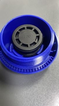 Vw Radyatör Kapağı POLO CLASSİC PASSAT B5 GOLF3-GOLF4-BORA-A3-TOLEDO-OCTAVİA-T4  97-04arası ( Porsche Cayenne 04-11 ) Panerama FEBİ 14700 1J0121321B 1H0121321C Z-72