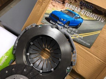 Transit V184 Debriyaj Seti + Çatal Valeo 826700 02-06 ARASI