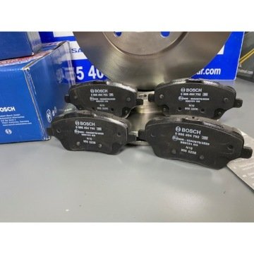 Ford Courier Ön Fren Disk ve Balata Takım Set 14-23 Arası BOSCH  EY161125 (TAKIM FİYATIDIR)