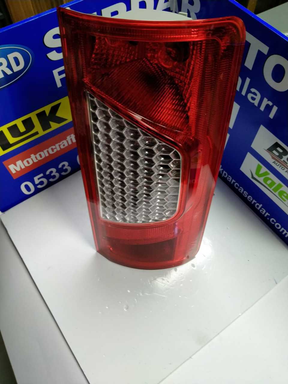 Ford Connect Arka Stop Lambası Sağ Komple Duylu Ampullu ORJİNAL Ford 09-13 ARASI 9t1613404