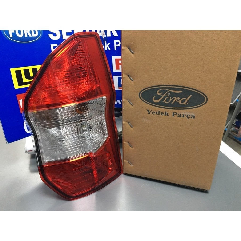 Ford Courier Arka Stop Lambası Sağ Orjinal ford 2014-2023 Arası ET7613404 (Kargosu Ücretsiz)
