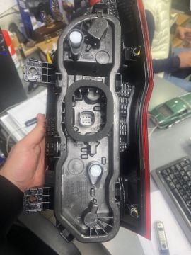 Courier Arka Stop Lambası Sol Orjinal Ford 2014-2023 ARASI ET7613405