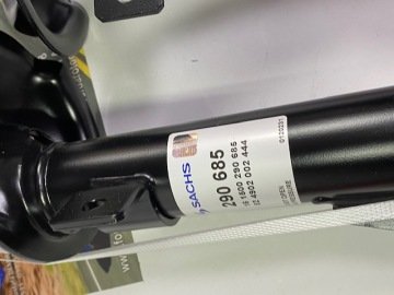 Ford Fiesta - Ford Ka Ön Amortisör 1996-2001 Arası SACHS 290685 TAKIM FİYATIDIR.