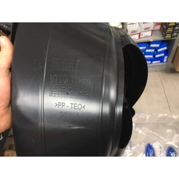 Ford Courier Ön Çamurluk Davlumbazı Sağ F Orjinal Ford  ET7616114