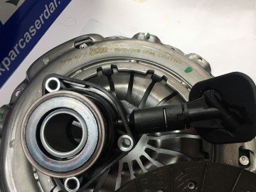 Ford Connect Debriyaj Seti Bilyalı 75-90PS 06-11 Arası Valeo 834073