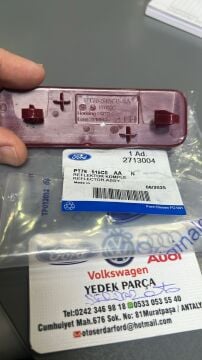 YENİ COURİER ARKA REFLEKTÖR KEDİ GÖZÜ SOL LENS 24-SONRASI PT76515C0AA