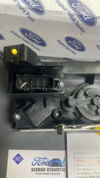 Ford Connect Arka Kapı Bagaj Kilidi M. Kilitli Delikli 09-13 Arası Orjinal ford 8t16v43150b (Kargosu Ücretsiz)