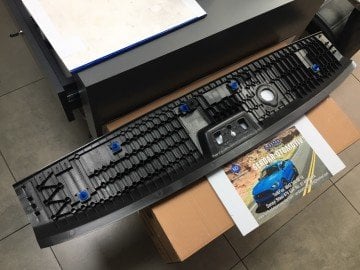 Ford Courier Arka Bagaj Panel Plastiği Bagaliti 2014-2023 Yıllar Arası ORJİNAL