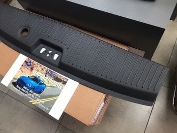 Ford Courier Arka Bagaj Panel Plastiği Bagaliti 2014-2023 Yıllar Arası ORJİNAL