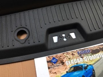 Ford Courier Arka Bagaj Panel Plastiği Bagaliti 2014-2023 Yıllar Arası ORJİNAL