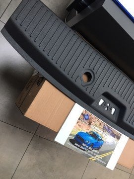 Ford Courier Arka Bagaj Panel Plastiği Bagaliti 2014-2023 Yıllar Arası ORJİNAL