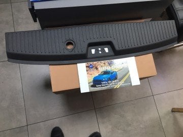 Ford Courier Arka Bagaj Panel Plastiği Bagaliti 2014-2023 Yıllar Arası ORJİNAL