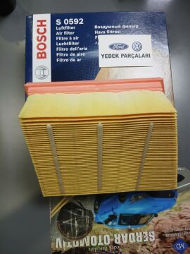 Hava filtresi (Courier 14-17 )- (Fiesta 11-17) BOSCH F026400592 GN159601 8V219601