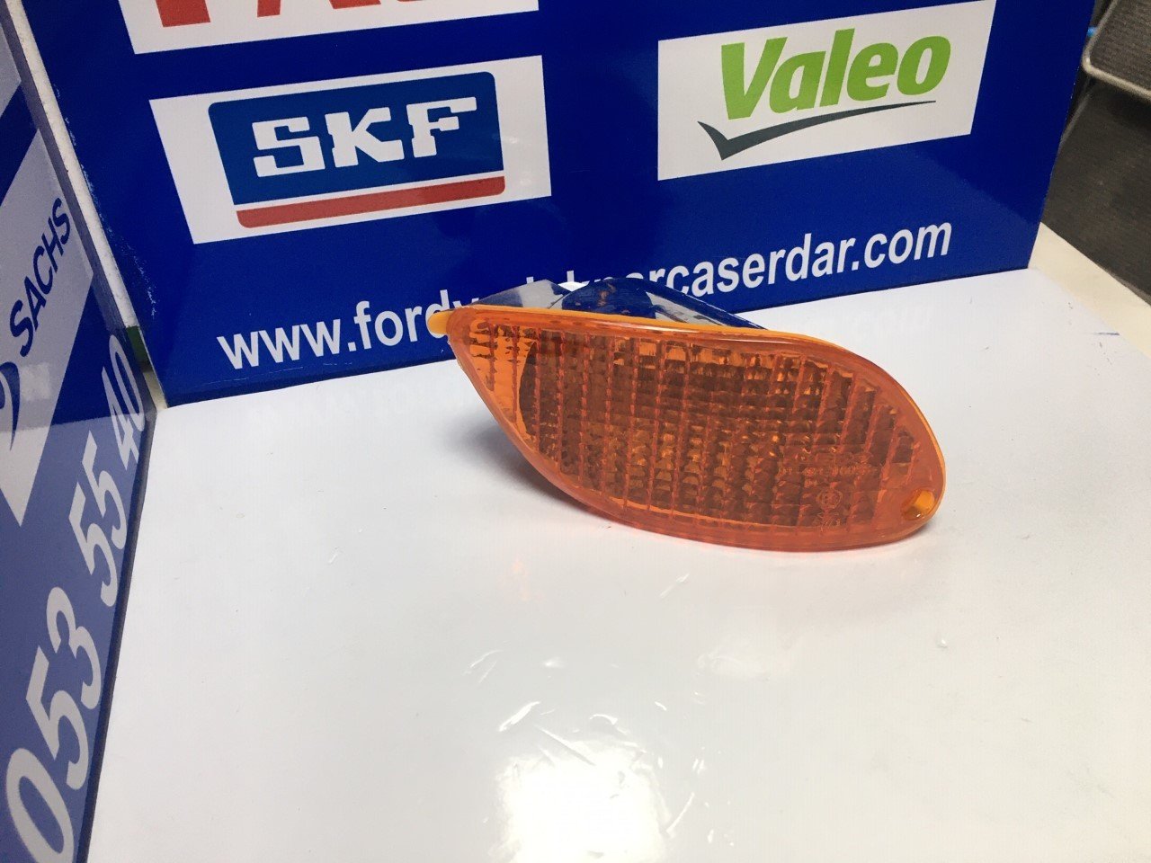 Ford Focus 1 Ön Tampon Sinyali Sol Sarı 1998-2001 Yıllar Arası