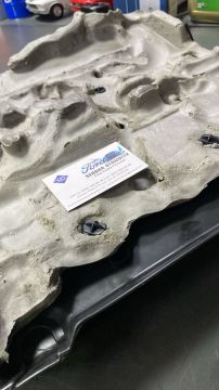 Volkswagen Motor Üst Kapağı Koruma İzelasyonlu 13- B8 Passat Golf7 Skoda 1.6 Tdi 2.0 TDİ CLHA-CRKB-CLHB-CRVA-CUNA-CUPA-CXXA-DBKA 04L103925AQ 4-K