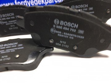 Ford Courier Ön Fren Balata Takımı Bosch 14-23 ARASI MT762K021 0986494792