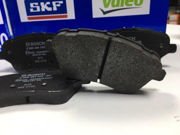 Ford Courier Ön Fren Balata Takımı Bosch 14-23 ARASI MT762K021 0986494792