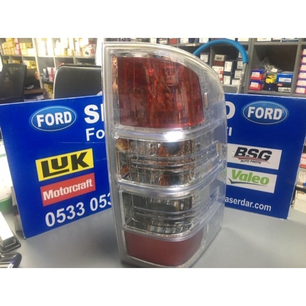 Ford Ranger Arka Stop Lambası Sağ Duylu Ampullu 09-12 Arası 8m3413b505 (Kargosu Bizden)