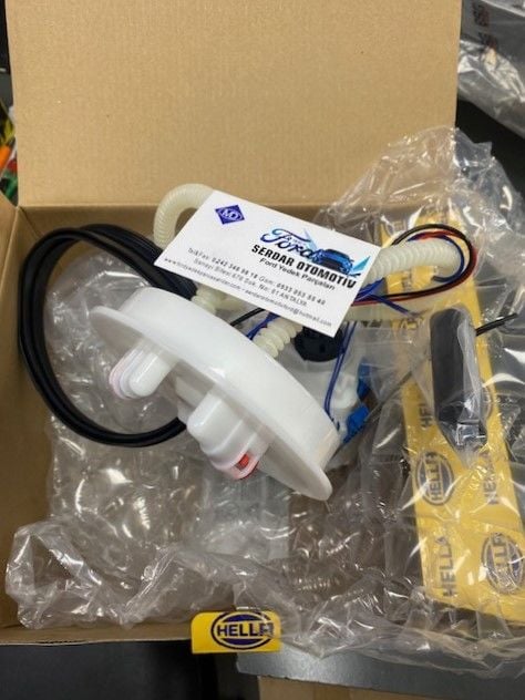 Focus 1 Yakıt Benzin Depo Şamandırası Motorlu Komple 98-05 Arası Hella Beher HEL 8TF 358 106-221